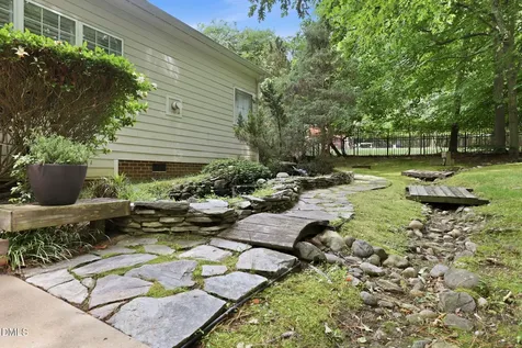 1008 Old Meetinghouse Way Raleigh NC 27615
