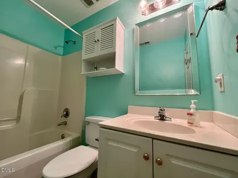 18 Garden Hills Court Durham NC 27712