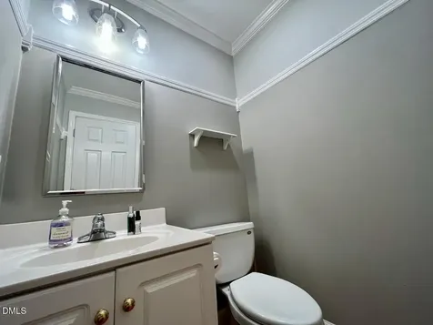18 Garden Hills Court Durham NC 27712