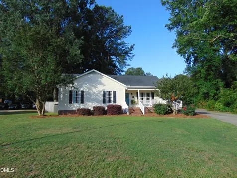 206 Simbelyn Drive Nashville NC 27856
