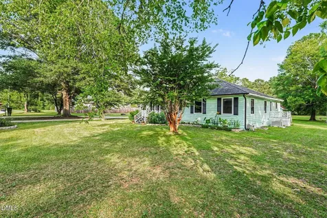 4580 Mill Street Hope Mills NC 28348