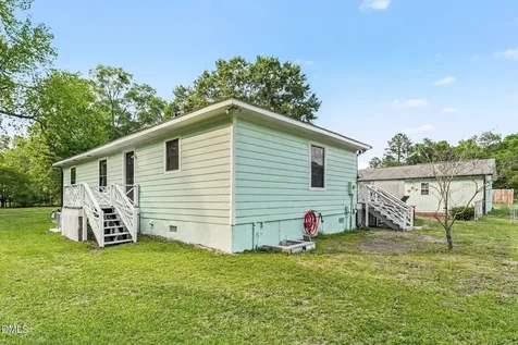 4580 Mill Street Hope Mills NC 28348