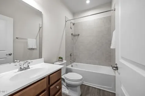 816 Channing Park Circle Cary NC 27519