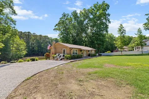 1704 Bowling Road Fuquay Varina NC 27526