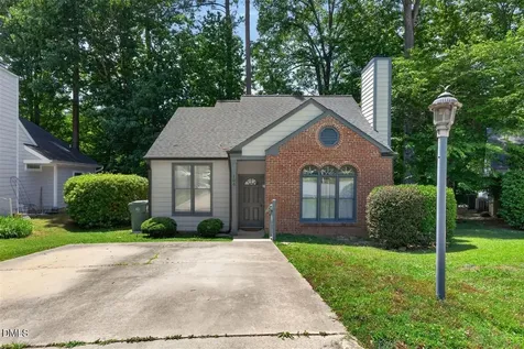 105 Ellsworth Place Cary NC 27511