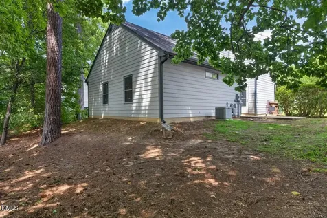 105 Ellsworth Place Cary NC 27511