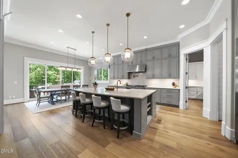 5109 Avalaire Oaks Drive Raleigh NC 27614