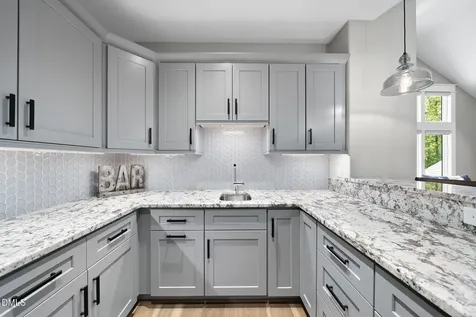 5109 Avalaire Oaks Drive Raleigh NC 27614