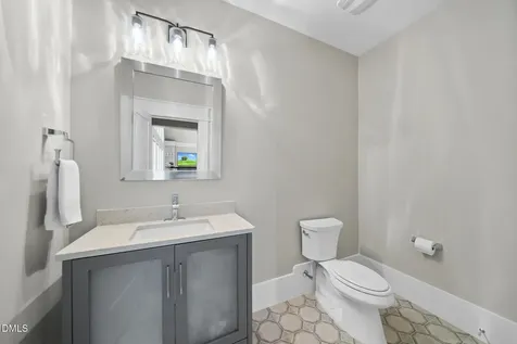 5109 Avalaire Oaks Drive Raleigh NC 27614