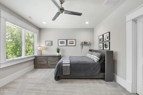 5109 Avalaire Oaks Drive Raleigh NC 27614