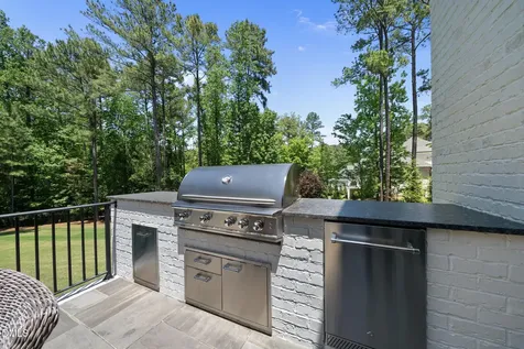 5109 Avalaire Oaks Drive Raleigh NC 27614