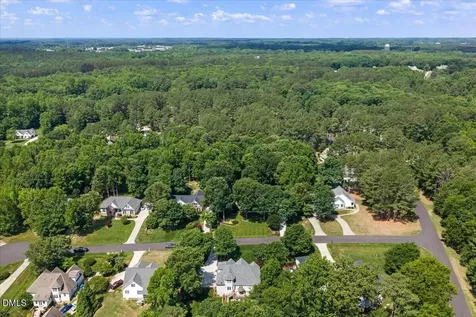 25 Winchester Court Youngsville NC 27596