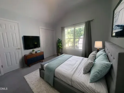 1011 Scotsburg Trail Hillsborough NC 27278