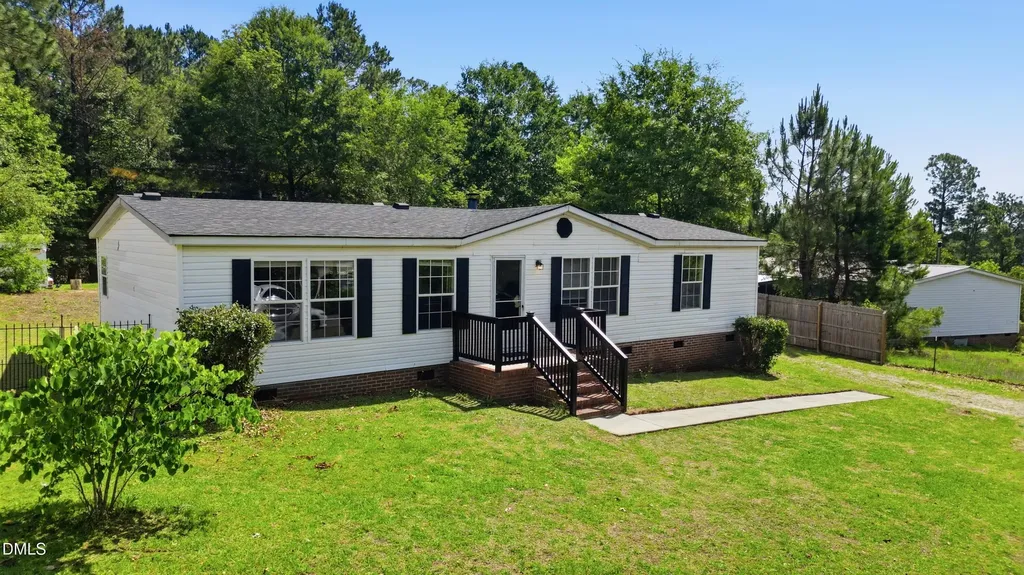 705 Winding Ridge Sanford NC 27332