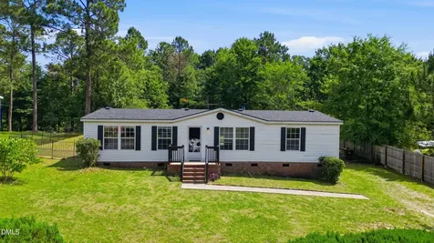 705 Winding Ridge Sanford NC 27332