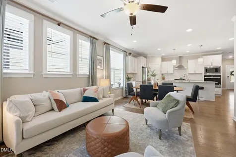 954 Market House Way Cary NC 27518
