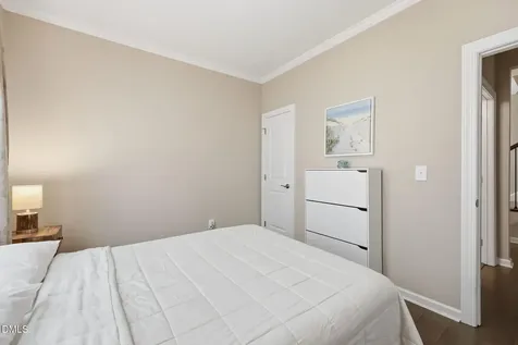 954 Market House Way Cary NC 27518