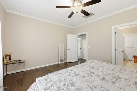 954 Market House Way Cary NC 27518