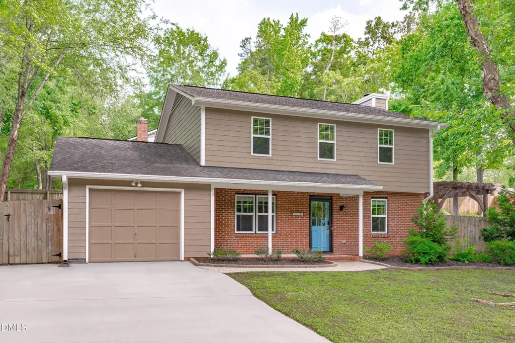 1541 Seabrook Avenue Cary NC 27511