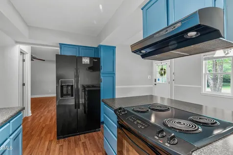 1541 Seabrook Avenue Cary NC 27511