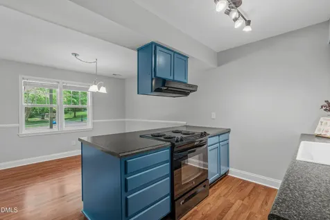1541 Seabrook Avenue Cary NC 27511