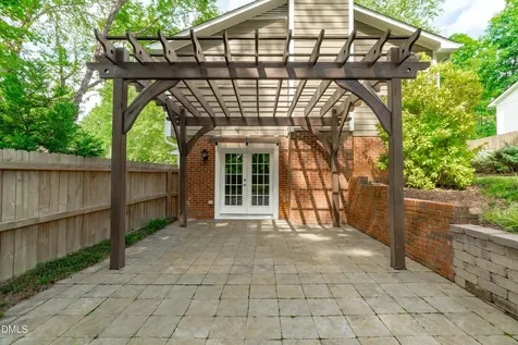 1541 Seabrook Avenue Cary NC 27511