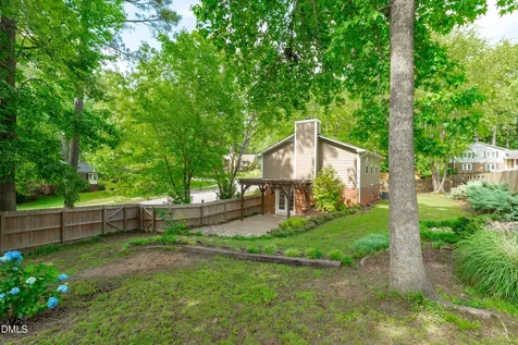 1541 Seabrook Avenue Cary NC 27511