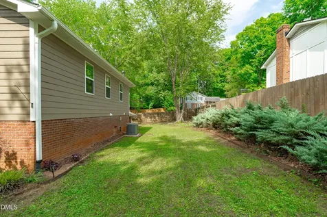 1541 Seabrook Avenue Cary NC 27511