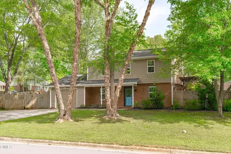 1541 Seabrook Avenue Cary NC 27511