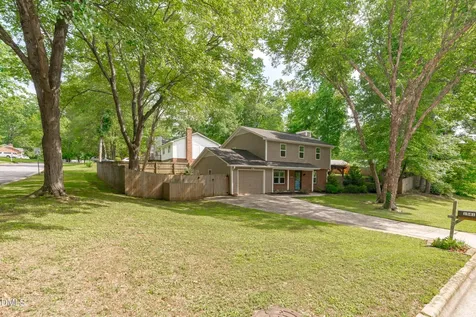 1541 Seabrook Avenue Cary NC 27511