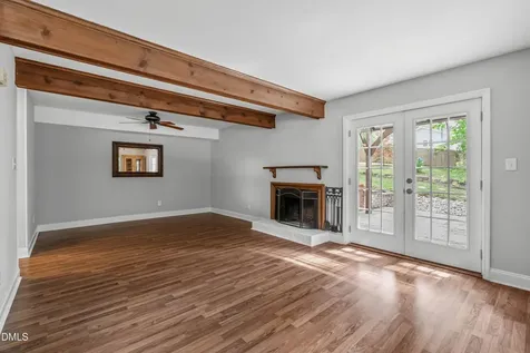 1541 Seabrook Avenue Cary NC 27511