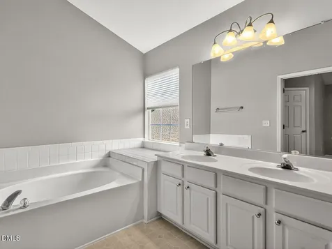 1940 Betry Place Raleigh NC 27603