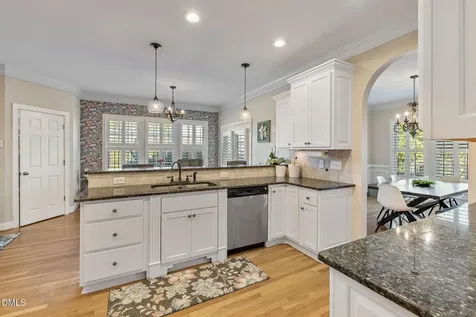 16 Tudor Way Angier NC 27501