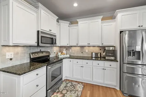 16 Tudor Way Angier NC 27501