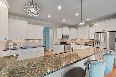 16 Tudor Way Angier NC 27501