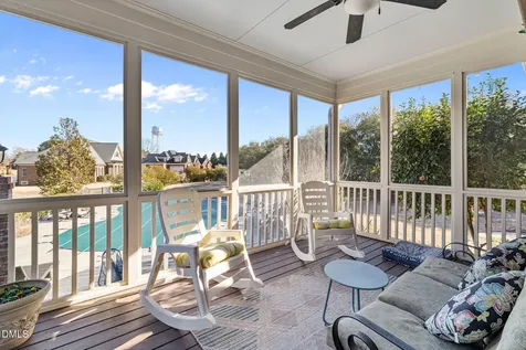 16 Tudor Way Angier NC 27501
