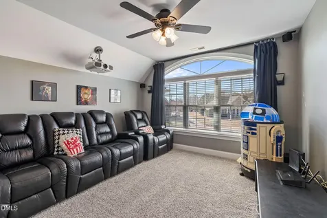 16 Tudor Way Angier NC 27501