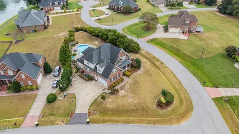 16 Tudor Way Angier NC 27501