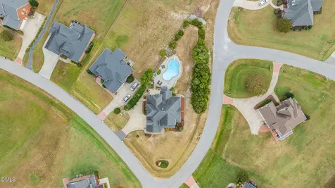 16 Tudor Way Angier NC 27501