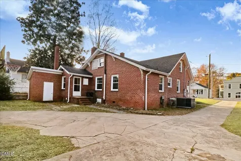 313 S 4th Street Smithfield NC 27577