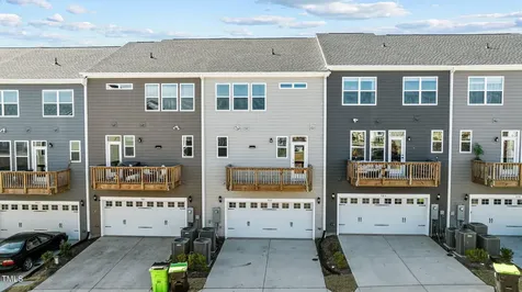 983 Parkstone Towne Boulevard Knightdale NC 27545