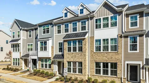 983 Parkstone Towne Boulevard Knightdale NC 27545