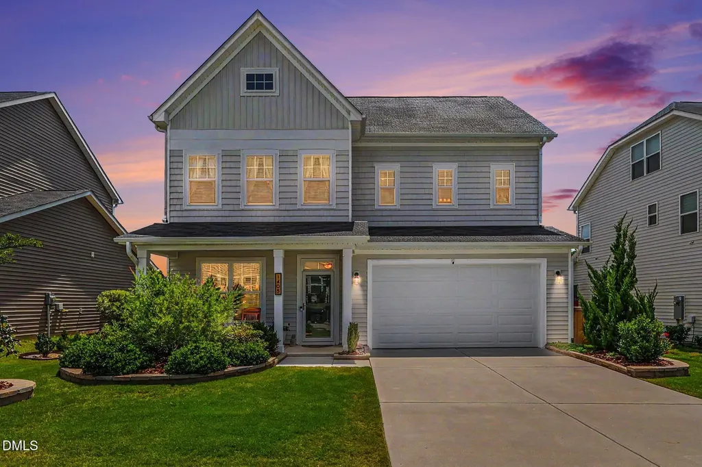 1405 Queen Trigger Drive Fuquay Varina NC 27526