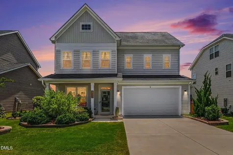 1405 Queen Trigger Drive Fuquay Varina NC 27526