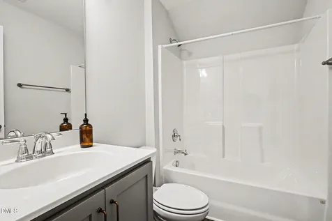 1405 Queen Trigger Drive Fuquay Varina NC 27526