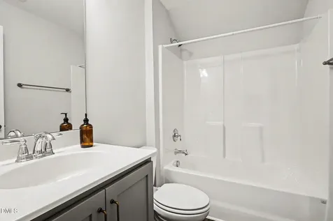 1405 Queen Trigger Drive Fuquay Varina NC 27526