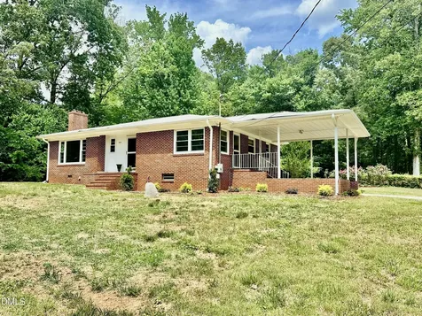414 Woodsdale Road Roxboro NC 27574