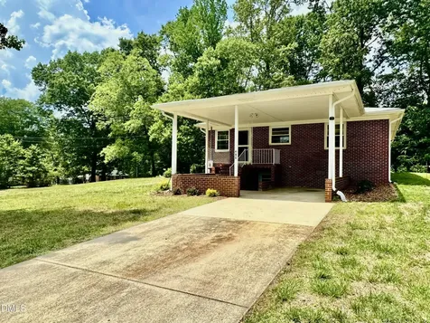 414 Woodsdale Road Roxboro NC 27574