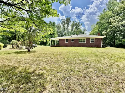 414 Woodsdale Road Roxboro NC 27574