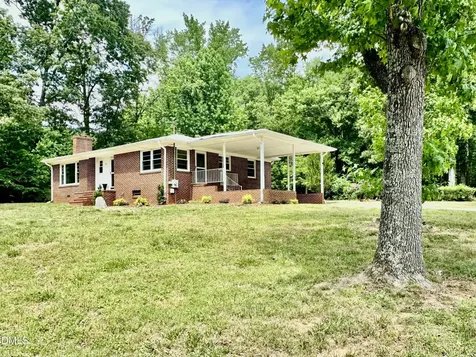 414 Woodsdale Road Roxboro NC 27574